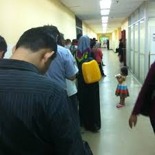 Senarai waktu operasi utc malaysia 2021 termasuk pejabat cawangan & kioks kwsp dan lhdn yang terkini. Jabatan Imigresen Malaysia Gedung Pemerintah Di Shah Alam