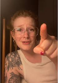 Ella Deane (@ella.f.r.deane)