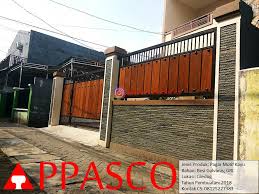 Kumpulan pagar rumah minimalis dengan desain terbaru: Pagar Minimalis Grc Motif Kayu