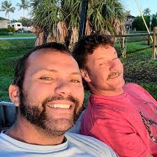 David Ardelean's Instagram, Twitter & Facebook