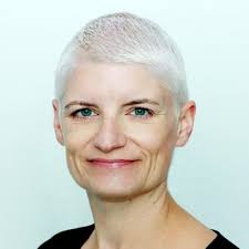 Delighted to share that I will be joining the Visual Design Team at CHANEL  next week as their new Junior Designer. I will be working within the  Fragrance and Beauty division, and