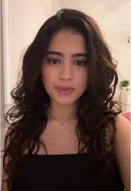 Amanda Stec's Instagram, Twitter & Facebook