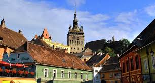 Acest oraș are un centru vechi medieval spectaculos întins pe o suprafață mare. Top 10 Orase Medievale Ale Europei Blogul Eximtur