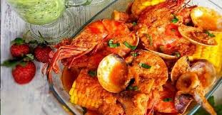 Makan udang saus padang bisa menjadi hal yang nikmat disantap pada siang atau malam hari. Mencicipi Seafood Saus Padang Ala Restoran Ini Resep Rahasianya