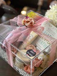 Gift Box For Momma Etsy Flower Box Gift Valentines Gift Box Valentine Gift Baskets