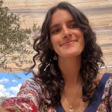 Fundraiser by mariana contreras : Help a future journalist fulfill her  dream.