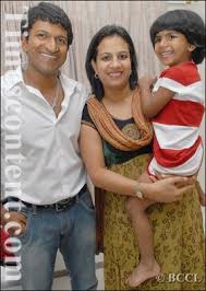 He had two sisters and two brothers. Puneeth Rajkumar South Indian Cinema Photo South Indian Actor Puneeth Raj