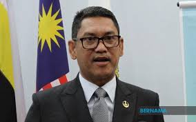 Kata ahli parlimen tambun merangkap timbalan presiden bersatu, datuk seri ahmad faizal azumu, medan itu tidak lagi boleh menjadi tempat untuk mereka mengejar matlamat peribadi, tetapi perlu kembali kepada tujuan asal menjadi wakil rakyat. Bernama Ahmad Faizal Azumu Quits As Pafa President