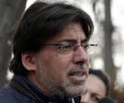 Con el 99% de los votos escrutados, gabriel boric obtuvo el 60,38% de las preferencias, superando en 360 mil votos a su contendor, la carta presidencial del partido comunista, daniel jadue. Partido Comunista Oficializa Candidatura Presidencial De Daniel Jadue Nos Llena De Orgullo