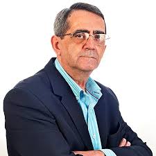 Amazon.com: Roberto Vidal Tarrero: books, biography, latest update