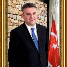 Cumhurbaşkanlığı ekonomi kurulu üyesi korkmaz karaca ile hadi özışık i̇stanbul, ankara, antalya cumhurbaşkanlığı ekonomi politikaları kurulu üyesi ardahan'ĺı korkmaz karaca , ardahan'a bir okul. Korkmaz Karaca Korkmazkaraca31 Twitter