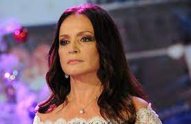 Так, премію, церемонія нагородження якої відбулася у маріїнському палаці, 22 серпня, отримала співачка софія ротару. Na Dvi Krayini Ganba Shanuvalniki Zasudili Spivachku Z Bukovini Za Koncert U Moskvi Novini Chernivci Informacijnij Portal Molodij Bukovinec