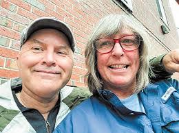 Dawn Knowlton's Instagram, Twitter & Facebook