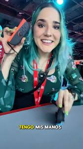 Probando los Joy-Con 2 como mouse con el juego Drag x Drive. Cuál otro  juego debería probar? #nintendoswitch2 #Switch2