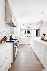 2019 S Top Kitchen Flooring Trends And How To Style Them In Your Home Kitchen Flooring Trends Flooring Trends Kitchen Flooring