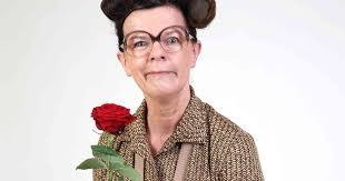 Frieda Braun's Instagram, Twitter & Facebook