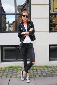 49 All Black Outfit Ideas With Leather Jacket For You To Look Awesome Glitterous Net Efterarsoutfits Laederjakke Toj