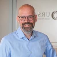 20+ Profile mit dem Suchbegriff „Bernárd“