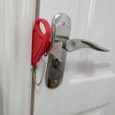 The best door security bar 2021 doesn't have a complicated system of wheels and locks or a sophisticated system of keypads. Balai Portable Travel Door Lock Stopper For Self Defense School Airbnb Lockdown Lock For Home Security Bar Device Apartment Living Hotel Motel Outward Bedroom 1 Pcs Doorstops Furniture Accessories Ekbotefurniture Com