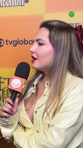 Ele faz tudo: toca, canta, atua... O nome dele é Alexandre Nero, senhoras e  senhores! 😍😍🧡 #Domingão