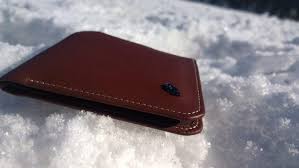 Then there's still the many other pockets for cash and cards as standard carry. Bellroy Hide Seek Gentleman Store