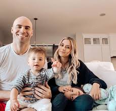 Actor and country music singer jana kramer still wonders if her husband's vasectomy was the right decision for their family. Jana Kramer S Estranged Husband Mike Caussin Is Out Of The House Amid Split Celebrity News Breaking News Today