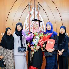 Последние твиты от wany hasrita (@wanyhasrita_). Hasrat Wany Hasrita Jadi Doktor Tak Kesampaian Media Hiburan