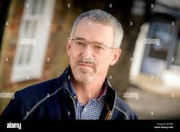 Bruce Ibbotson's Instagram, Twitter & Facebook