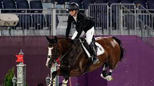 For the first 10 minutes after the jumping i was still a little upset about our mistake, especially because my horse jumped so well and it was an unnecessary rail. Tpt7n2umymth6m