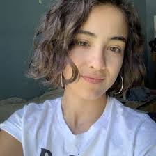 Emily Keane's Instagram, Twitter & Facebook