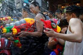 3 years ago3 years ago. Pesta Air Songkran Di Thailand Tahun Ini Lebih Gempak
