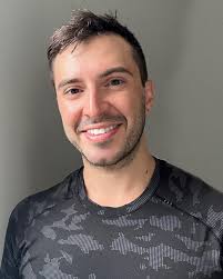 I've got a lot of new folks up in here so let me intro myself. My name is Jose  Rivera Jr. (@joseishere) (he/they) and I'm an Artist, Entertainer & Master  Barre Instructor