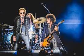 Le site johnnymusic, un site tres complet sur notre idole johnny hallyday. Un Inedit De Johnny Hallyday Devoile Sans Doute Une De Ses Dernieres Chansons