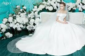 Einfach termin im brautsalon lecher vereinbaren und reinspüren. Digio 2015 Brautkleid Kollektion Floral Symphonie Fashion Mode