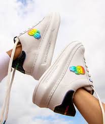 This place have 9 resume pictures about klove homepage including paper sample, paper example, coloring page pictures, coloring page sample, resume models, resume example, resume pictures, and more. K Love Exclusive Kapri Sneakers Karl Lagerfeld Kollektionen Von Karl Lagerfeld Karl Com