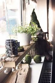 Fensterdeko Fliegendes Brett Holz Ein Wenig Wie In Einem Von Fensterbank Dekoration Landhausstil Fensterdekoration Fensterdeko Fensterbank Dekorieren