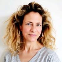 600+ perfis com “Ingrid”