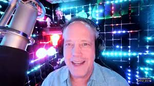 Interview: Dee Bradley Baker and Rachael MacFarlane (American Dad) <  Sidewalks Entertainment