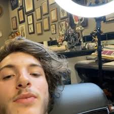 Shit posts ig—👽