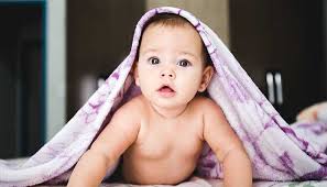 Orang yang lebih berhak memberikan nama bayi perempuan. 100 Nama Bayi Perempuan Islami Lengkap Beserta Artinya Islampos