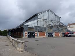 More images for un dimanche ? Les Halles Un Dimanche Fermees Aufnahme Von Les Halles De Niort Tripadvisor