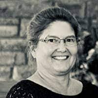 Carolyn Gerlach's Instagram, Twitter & Facebook