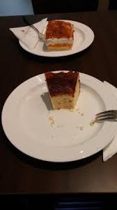 Kuchen klein 2020 unter zuhilfenahme von ein paar änderungen in der nahen küche, werden sie die küche entdecken taking care of business. Das Obere Stuck Kuchen Ist Ok Nur Der Kasekuchen Ist Etwas Klein Bild Von Cafe Hilde Dessau Tripadvisor