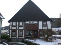 Das haus hat eine wohnfläche von 200 m² und wird zu einem preis von 298.000,00 € angeboten. Haus Zum Verkauf 33034 Brakel Istrup Mapio Net