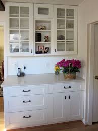 This antique white kitchen cabinet constitutes a very elegant proposition for all, who want to create a charming decor in their kitchen. Classic White Kitchen Cabinets And Drawers Kitchen Cabinet Design Classic White Kitchen Kitchen Remodel