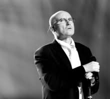 Legendary rock star phil collins sparked concern among fans during his last tour, when he was spotted being pushed in a wheelchair and then seen falling onstage during his not dead yet tour. Anuncios De Gira De Phil Collins En 2021 2022 Notificaciones Fechas Conciertos Y Entradas Songkick