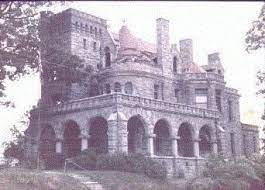 Rhodes Hall Castle Is In Atlanta Between 1901 And 1906 Amos Giles Rhodes Assembled An Estate Of 114 Acres On Peach American Castles Castles In America Castle