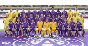 Meldet euch bitte, falls ihr ein trikot besitzt, das noch nicht teil meiner. Treffen Sie Die Stars Des Fk Austria Wien Zum Online Meet Greet