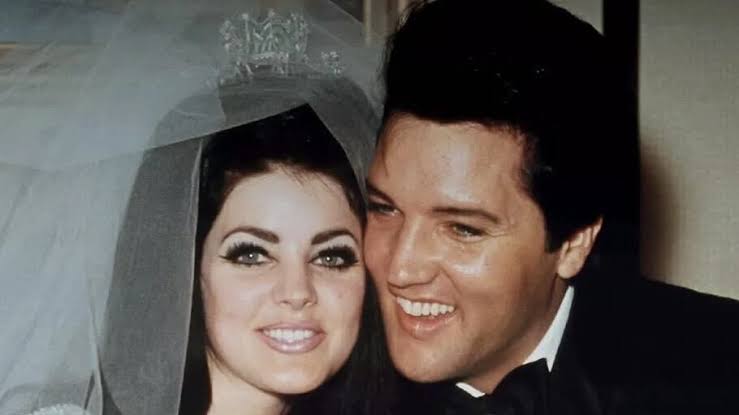 Góc khuất chuyện tình 'ông hoàng rock and roll' Elvis Presley - Báo  VnExpress Giải trí