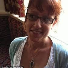 Anna Crawford's Instagram, Twitter & Facebook